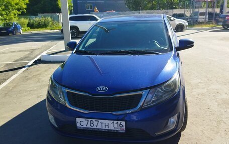 KIA Rio III рестайлинг, 2014 год, 1 000 000 рублей, 1 фотография