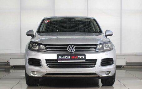 Volkswagen Touareg III, 2012 год, 2 199 999 рублей, 2 фотография