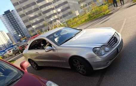 Mercedes-Benz CLK-Класс, 2004 год, 700 000 рублей, 10 фотография