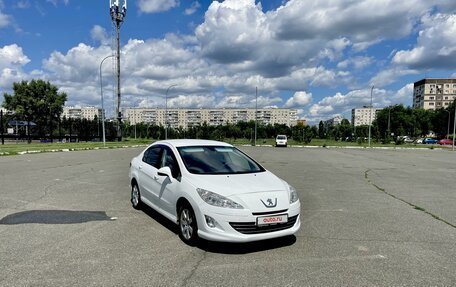 Peugeot 408 I рестайлинг, 2012 год, 580 000 рублей, 2 фотография