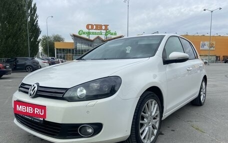 Volkswagen Golf VI, 2012 год, 1 300 000 рублей, 2 фотография