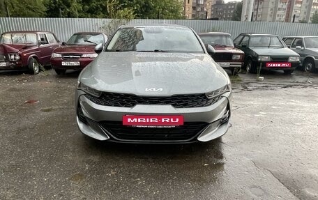 KIA K5, 2022 год, 3 300 000 рублей, 2 фотография