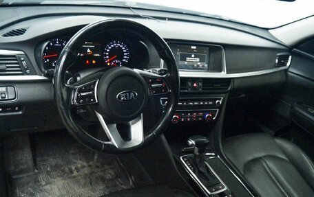 KIA Optima IV, 2018 год, 2 133 584 рублей, 13 фотография