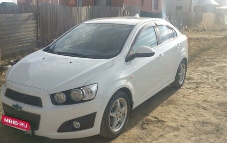 Chevrolet Aveo III, 2013 год, 800 000 рублей, 2 фотография