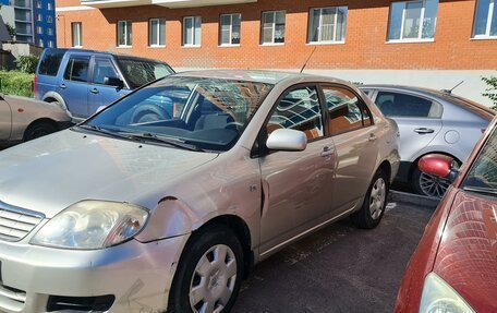 Toyota Corolla, 2004 год, 670 000 рублей, 2 фотография