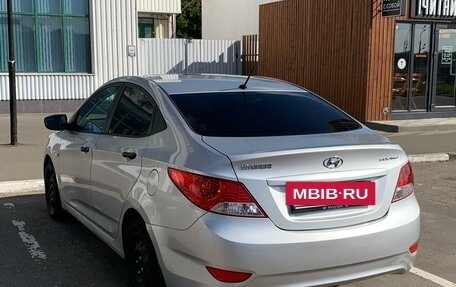 Hyundai Solaris II рестайлинг, 2013 год, 760 000 рублей, 4 фотография