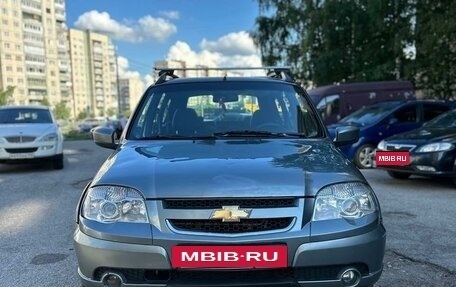 Chevrolet Niva I рестайлинг, 2012 год, 400 000 рублей, 3 фотография