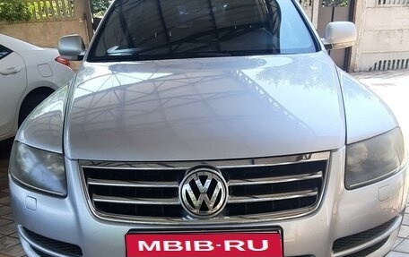 Volkswagen Touareg III, 2006 год, 750 000 рублей, 1 фотография