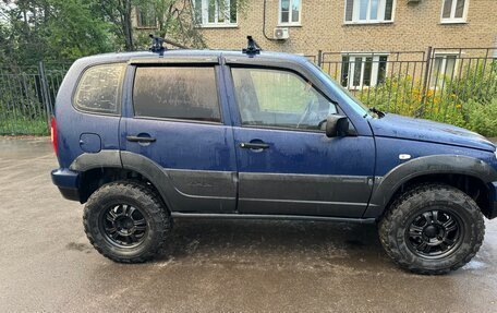 Chevrolet Niva I рестайлинг, 2005 год, 295 000 рублей, 2 фотография