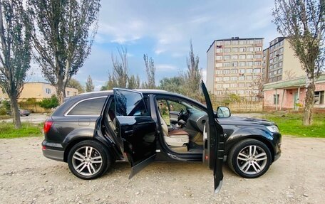 Audi Q7, 2006 год, 1 300 000 рублей, 17 фотография