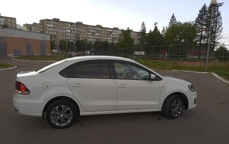 Volkswagen Polo VI (EU Market), 2017 год, 1 025 000 рублей, 2 фотография