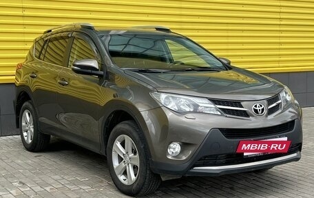 Toyota RAV4, 2014 год, 2 078 337 рублей, 3 фотография