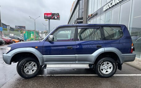 Toyota Land Cruiser Prado 90 рестайлинг, 1998 год, 1 650 000 рублей, 6 фотография