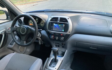 Toyota RAV4, 2003 год, 1 100 000 рублей, 20 фотография