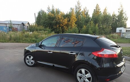 Renault Megane III, 2010 год, 700 000 рублей, 2 фотография