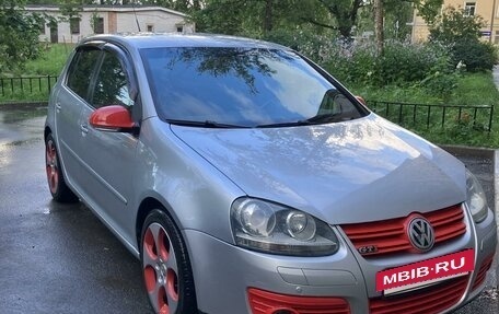 Volkswagen Golf V, 2006 год, 600 000 рублей, 3 фотография