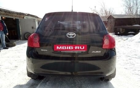 Toyota Auris II, 2007 год, 850 000 рублей, 10 фотография