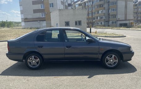 Nissan Primera II рестайлинг, 1991 год, 340 000 рублей, 5 фотография