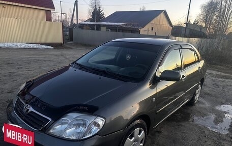 Toyota Corolla, 2004 год, 450 000 рублей, 5 фотография