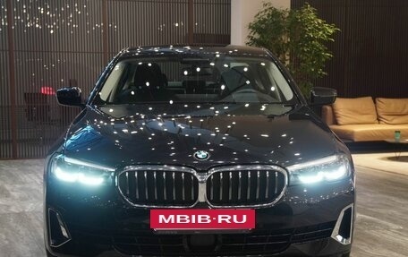 BMW 5 серия, 2022 год, 6 150 000 рублей, 2 фотография