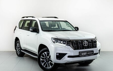 Toyota Land Cruiser Prado 150 рестайлинг 2, 2022 год, 8 900 000 рублей, 3 фотография