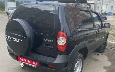 Chevrolet Niva I рестайлинг, 2014 год, 620 000 рублей, 3 фотография