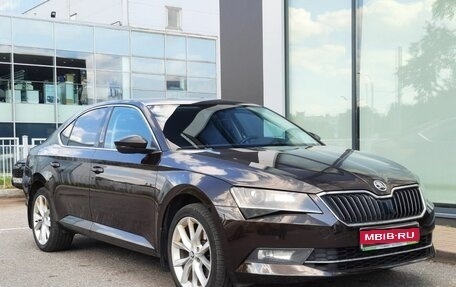 Skoda Superb III рестайлинг, 2017 год, 1 894 000 рублей, 3 фотография