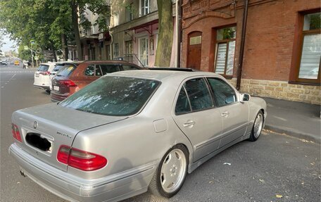 Mercedes-Benz E-Класс, 1999 год, 380 000 рублей, 3 фотография