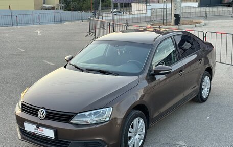 Volkswagen Jetta VI, 2013 год, 1 227 000 рублей, 12 фотография