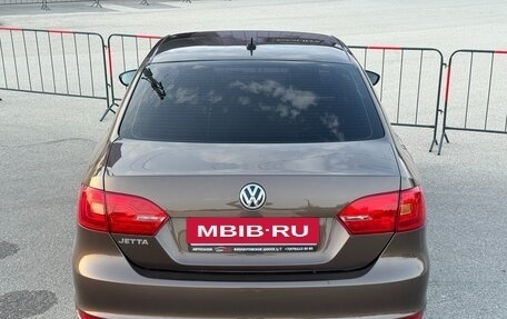 Volkswagen Jetta VI, 2013 год, 1 227 000 рублей, 22 фотография