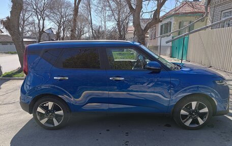 KIA Soul III, 2021 год, 2 300 000 рублей, 3 фотография