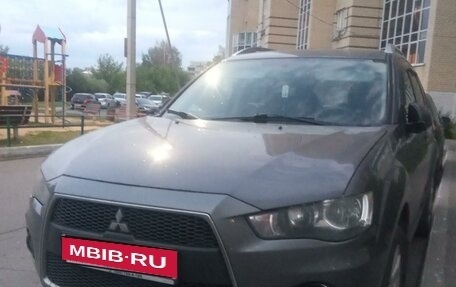 Mitsubishi Outlander III рестайлинг 3, 2010 год, 1 000 000 рублей, 6 фотография