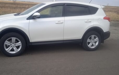 Toyota RAV4, 2013 год, 2 200 000 рублей, 4 фотография