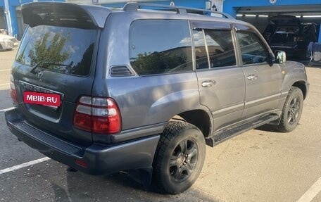 Toyota Land Cruiser 100 рестайлинг 2, 2003 год, 1 850 000 рублей, 3 фотография