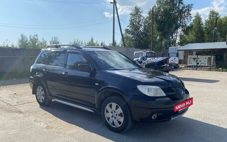 Mitsubishi Outlander III рестайлинг 3, 2007 год, 640 000 рублей, 3 фотография