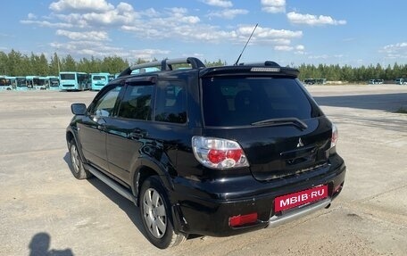 Mitsubishi Outlander III рестайлинг 3, 2007 год, 640 000 рублей, 8 фотография