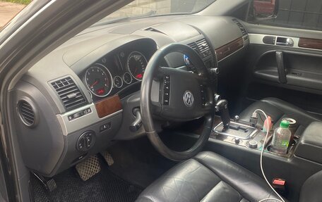 Volkswagen Touareg III, 2006 год, 820 000 рублей, 12 фотография