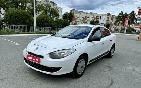 Renault Fluence I, 2012 год, 570 000 рублей, 2 фотография