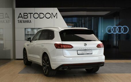 Volkswagen Touareg III, 2018 год, 5 988 000 рублей, 5 фотография