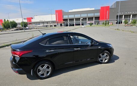 Hyundai Solaris II рестайлинг, 2020 год, 2 000 000 рублей, 4 фотография