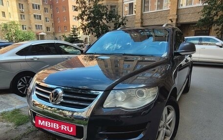 Volkswagen Touareg III, 2008 год, 1 450 000 рублей, 2 фотография