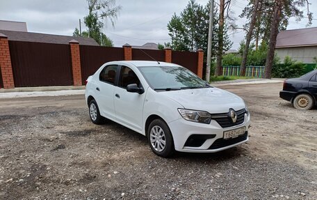 Renault Logan II, 2019 год, 880 000 рублей, 4 фотография