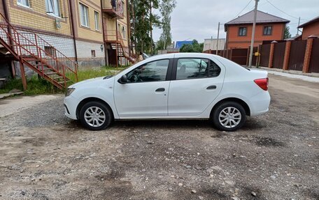 Renault Logan II, 2019 год, 880 000 рублей, 9 фотография