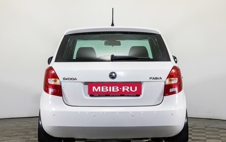 Skoda Fabia II, 2014 год, 850 000 рублей, 6 фотография