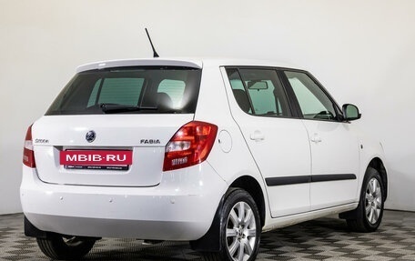 Skoda Fabia II, 2014 год, 850 000 рублей, 5 фотография