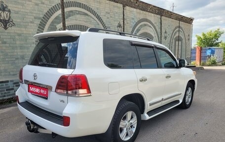 Toyota Land Cruiser 200, 2014 год, 4 200 000 рублей, 7 фотография