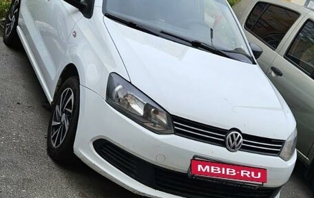 Volkswagen Polo VI (EU Market), 2014 год, 705 000 рублей, 2 фотография