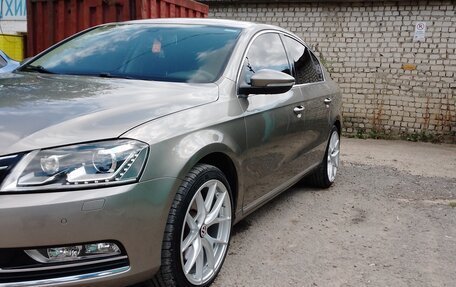 Volkswagen Passat B7, 2012 год, 1 500 000 рублей, 1 фотография