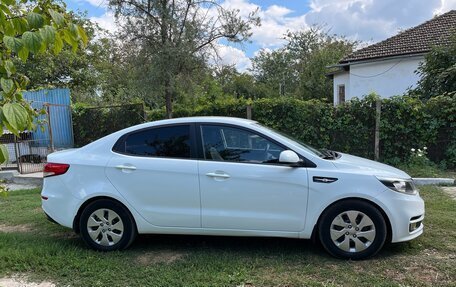 KIA Rio III рестайлинг, 2015 год, 1 100 000 рублей, 4 фотография