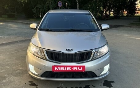 KIA Rio III рестайлинг, 2012 год, 900 000 рублей, 3 фотография